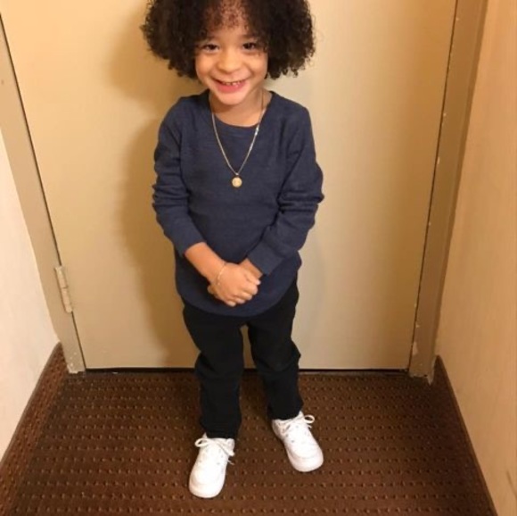 Meet your Posher, Emperatriz - Picture 1 of 1